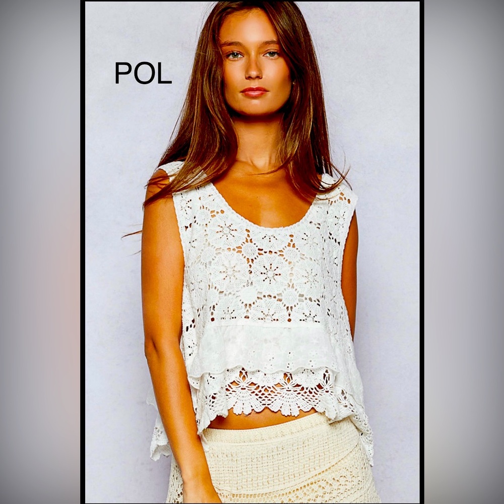 BP213-3⭐️POL pretty White Lace crochet  Sleeveless Top w/round neck-beauty!